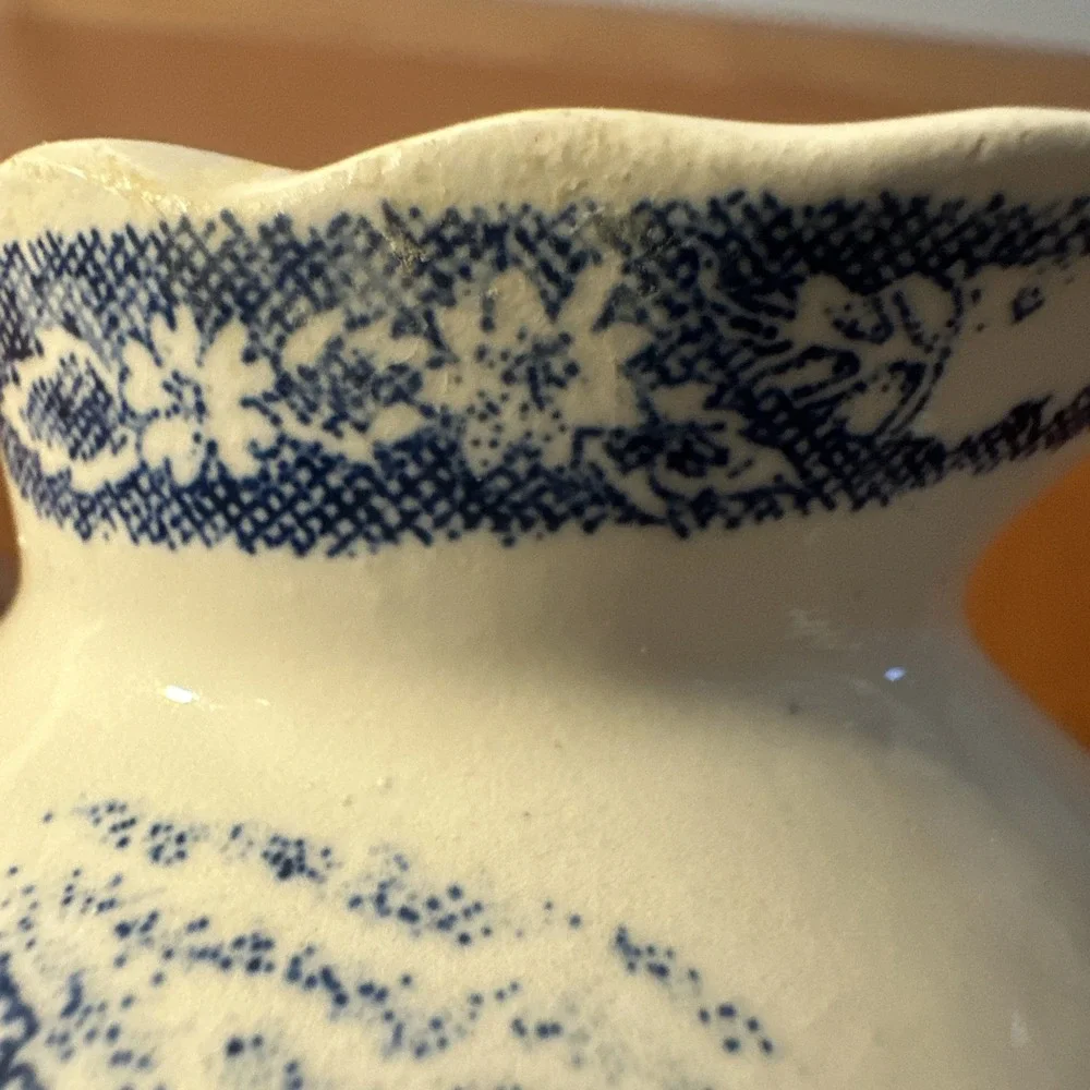Vtg Blue And‎ White Cream Pitcher 3